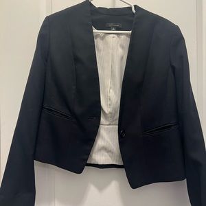 Ann Taylor Navy cropped blazer. Size 8.